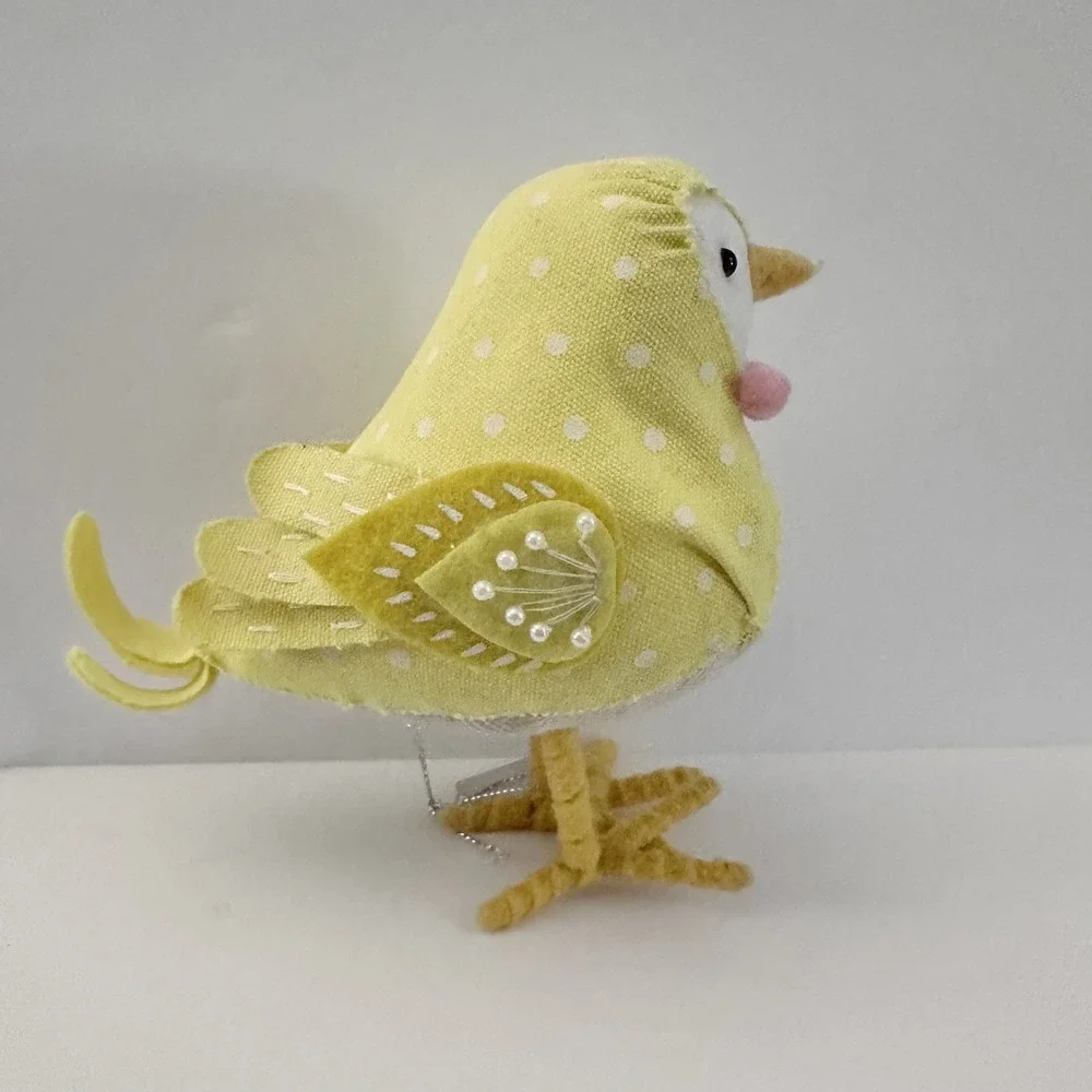 Featherly Friends Bird Daisy 2018 Target Spring Easter